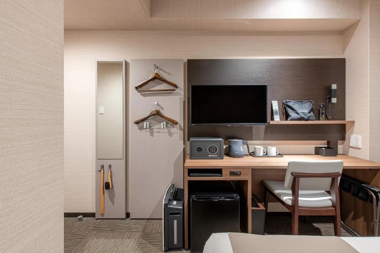 Hotel Sanrriott Osaka Hommachi 3*,  Japan